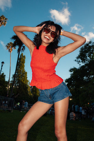 GIGI SHIRRED TOP POPPY