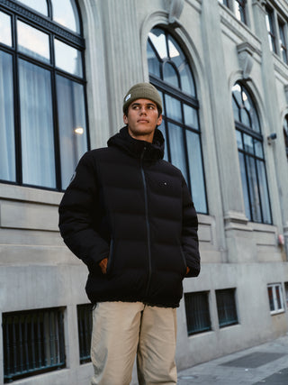 MENS INFINITYTECH SUPERDOWN BLACK