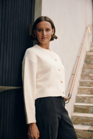 ANA CROP CARDIGAN CHALK