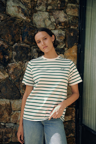 WMNS OUI OUI CLASSIC TEE CHALK/PINE