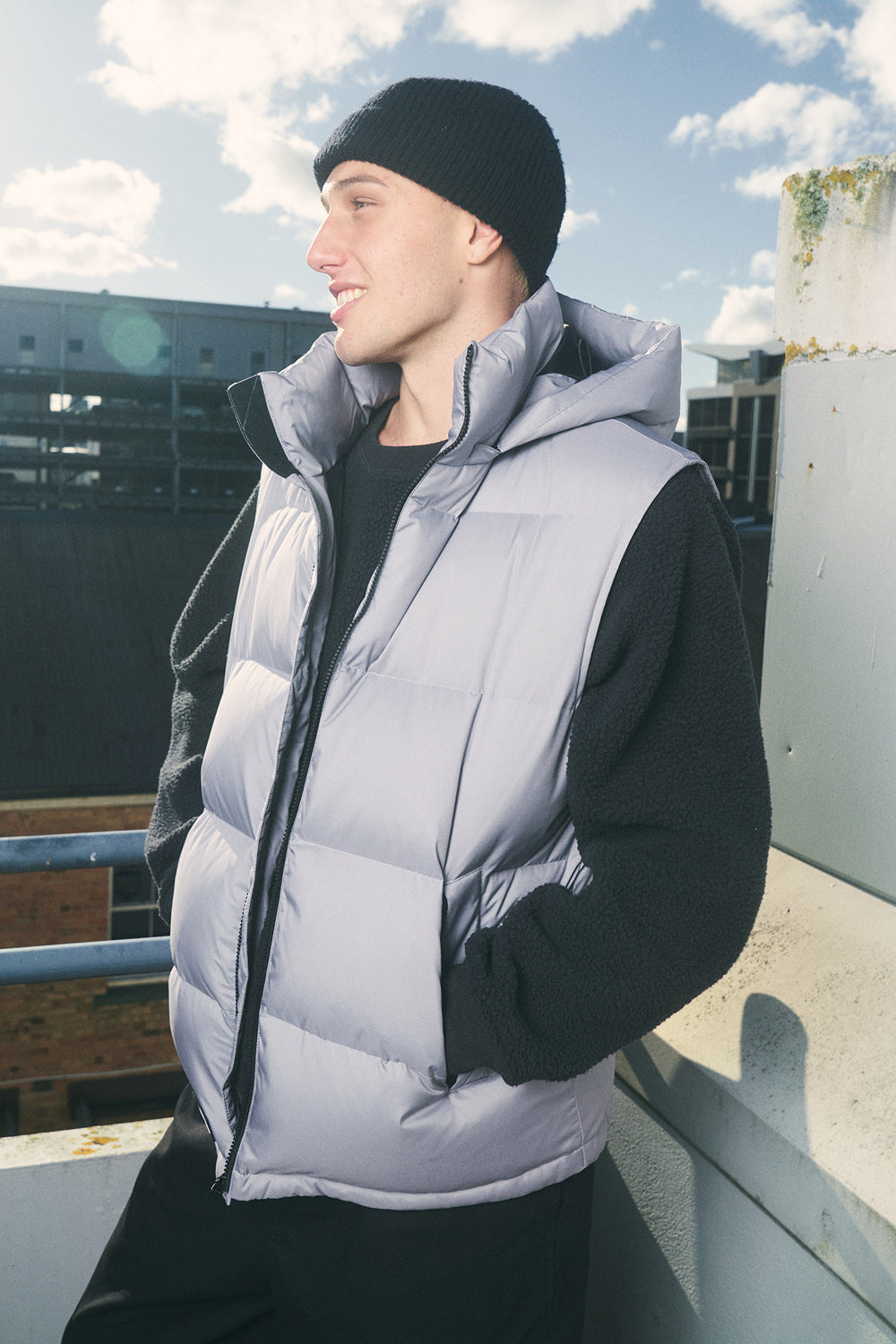 MENS BLOCK DOWN VEST CEMENT Huffer