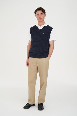 CABLE KNIT VEST NAVY