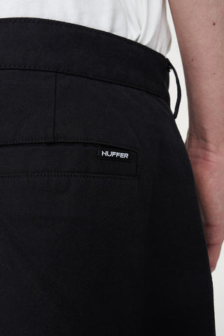 PLEATED WALK SHORT BLACK