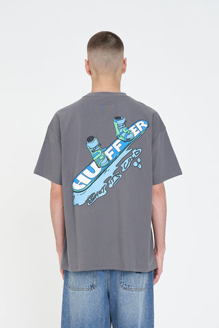 BLOCK TEE 220/SH*T ITS COLD FLINT GREY