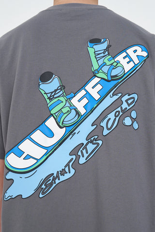BLOCK TEE 220/SH*T ITS COLD FLINT GREY