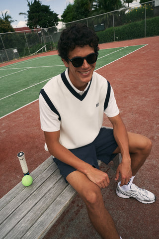 OFF COURT KNIT VEST CHALK/NAVY