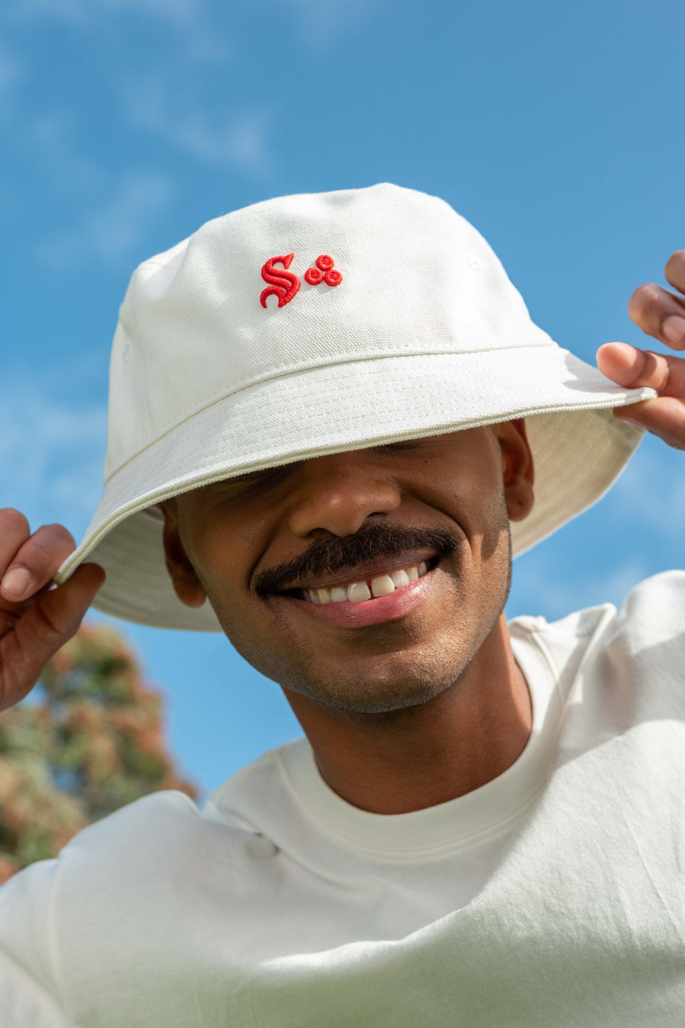 To Wear Cool Bucket Hats Men BUCKET HAT/OFFLOAD WHITE – Huffer