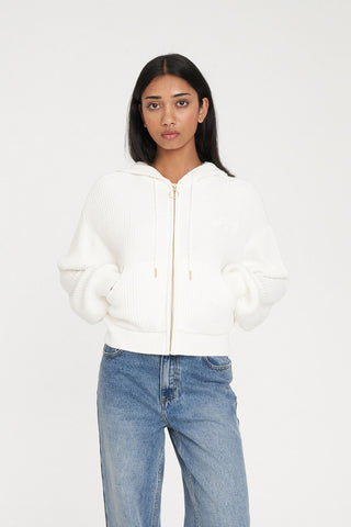 SIGNATURE KNIT HOOD CHALK