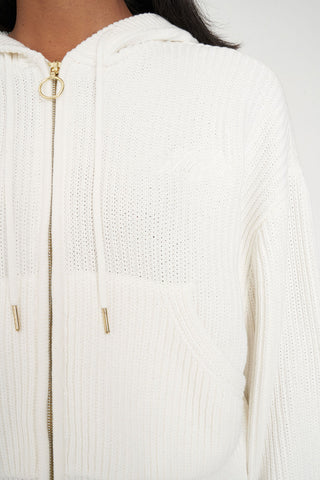 SIGNATURE KNIT HOOD CHALK