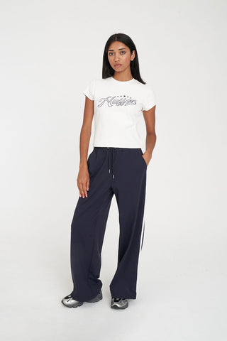 SIGNATURE TRACKPANT NAVY