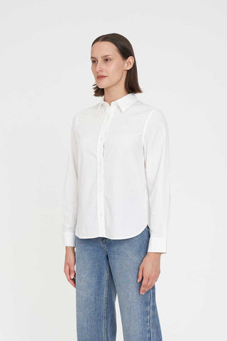 CLASSIC BUTTON UP SHIRT WHITE