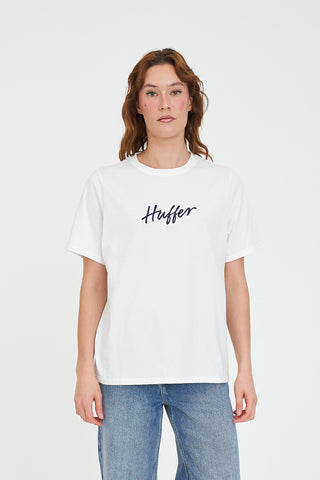 CLASSIC TEE 170/SCRIPTED CHALK