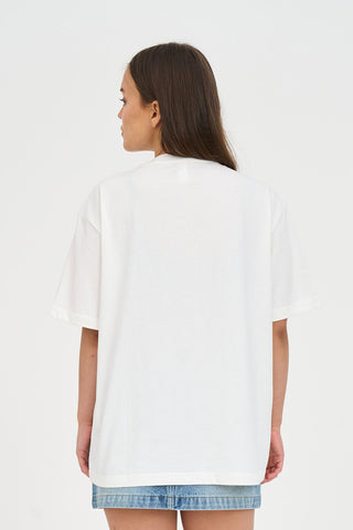 RELAX TEE 220/IN BLOOM CHALK