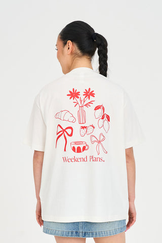 RELAX TEE 220/WEEKEND PLANS CHALK
