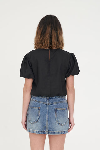 LIN-IN AIRY TOP BLACK